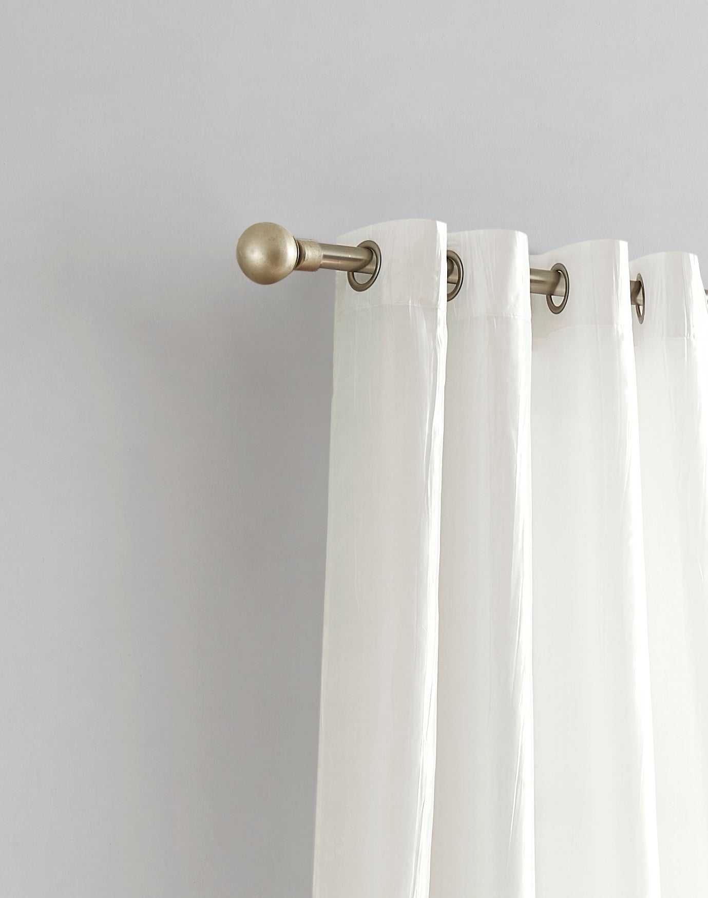 Dainty Home Verona 3D Crushed Silk Textured Light Filtering Grommet Single Panel