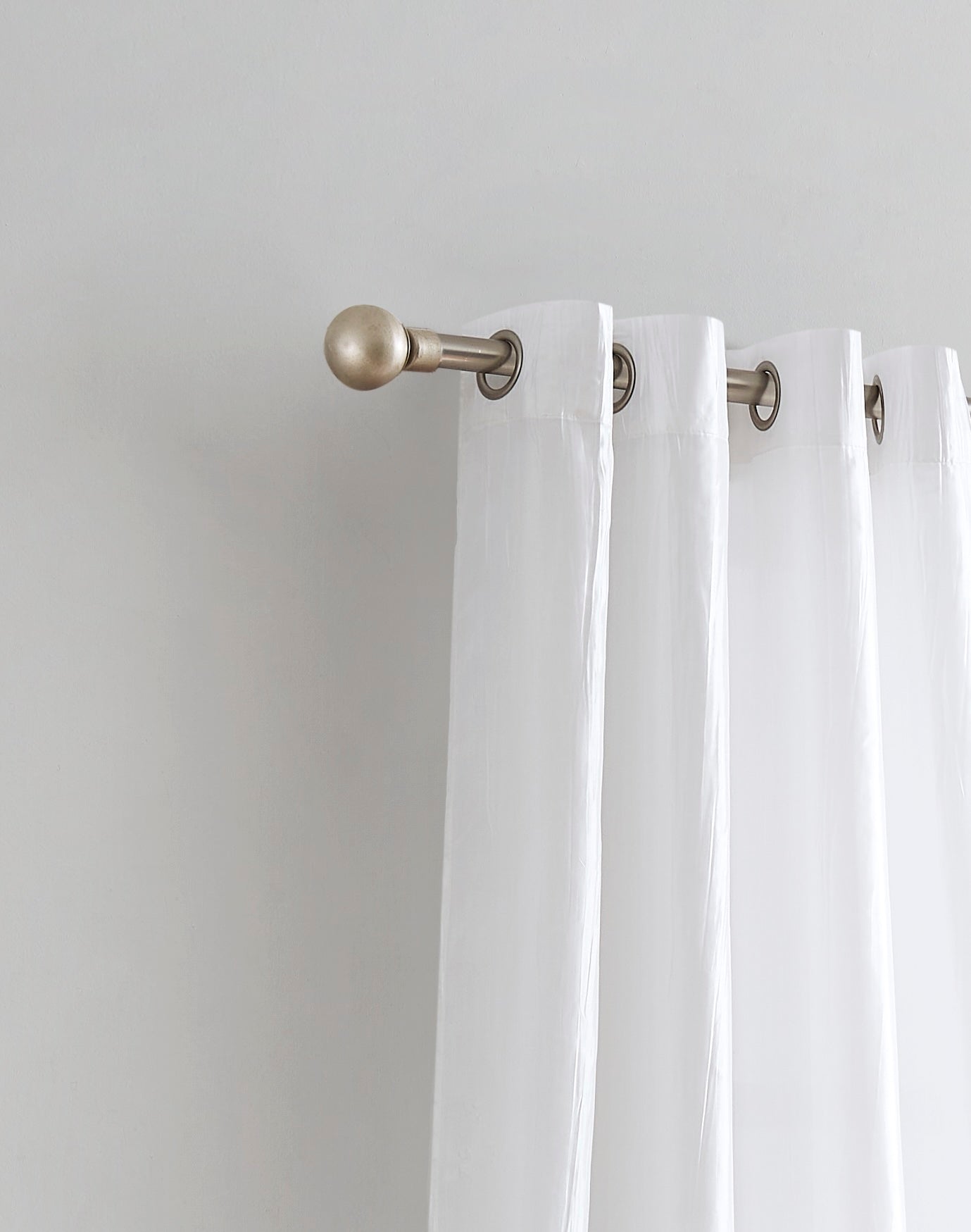 Dainty Home Verona 3D Crushed Silk Textured Light Filtering Grommet Single Panel