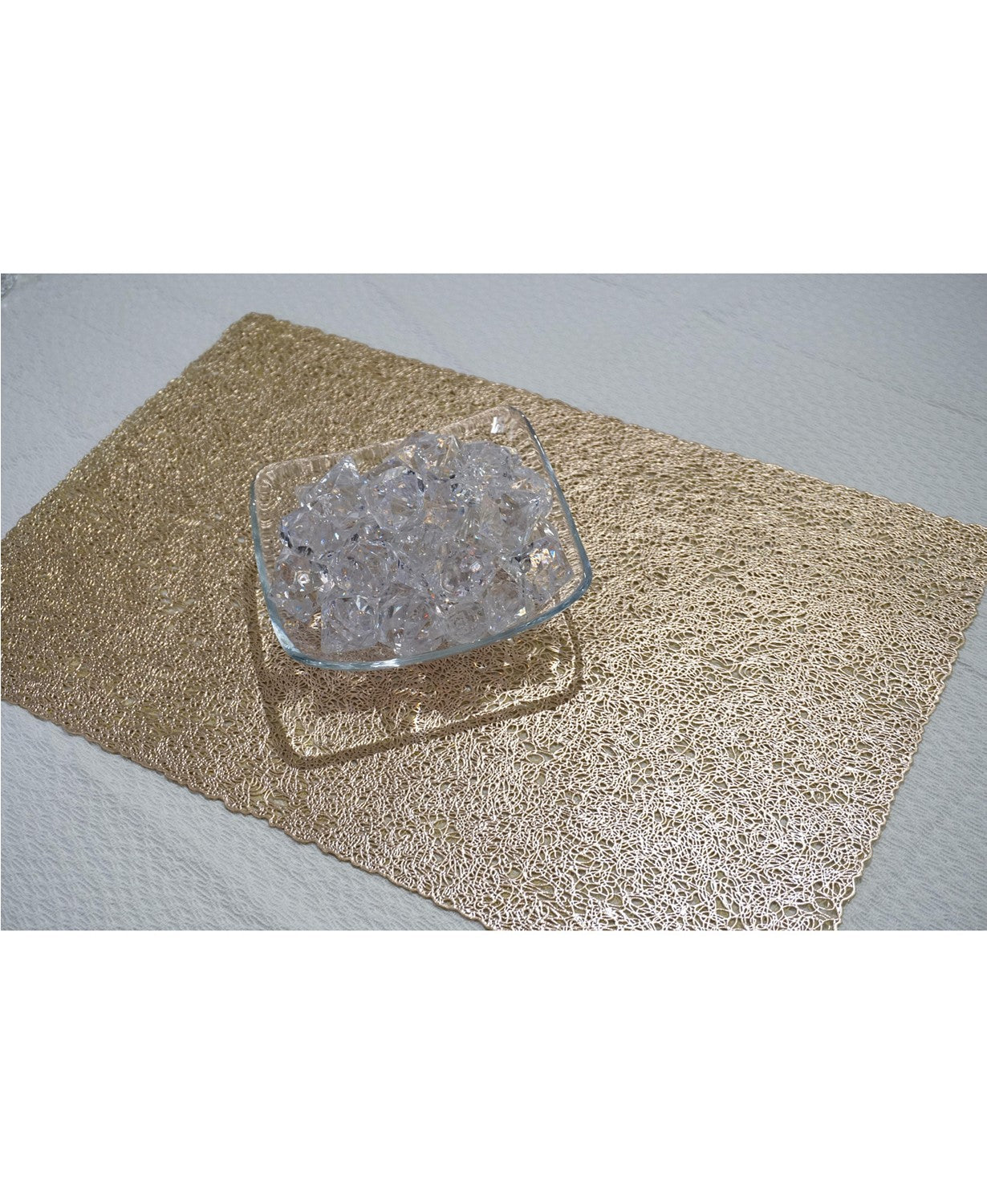 Dainty Home Lacey Woven Metallic Lace Crossweave With Metallic Lace Pattern Reversible 12" x 18" Rectangular Placemats