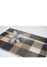 Load image into Gallery viewer, Dainty Home Plaid Reversible Metallic Printed Set of 4 Placemats
