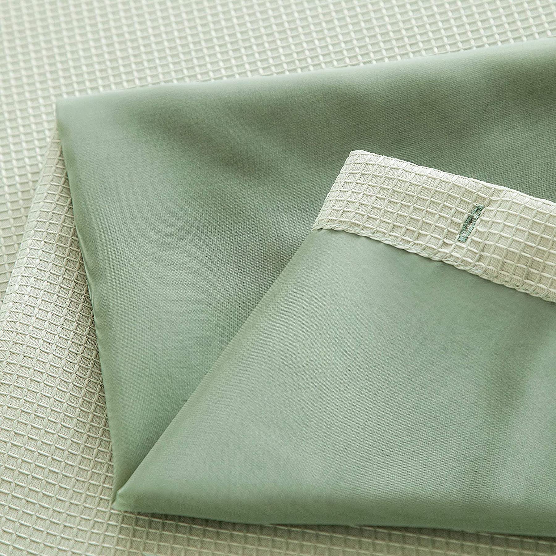 Dainty Home Complete 2 in 1 Waffle Weave Hotel Spa Style Fabric Shower Curtain Snap On/Off Waterproof Detachable Liner Set