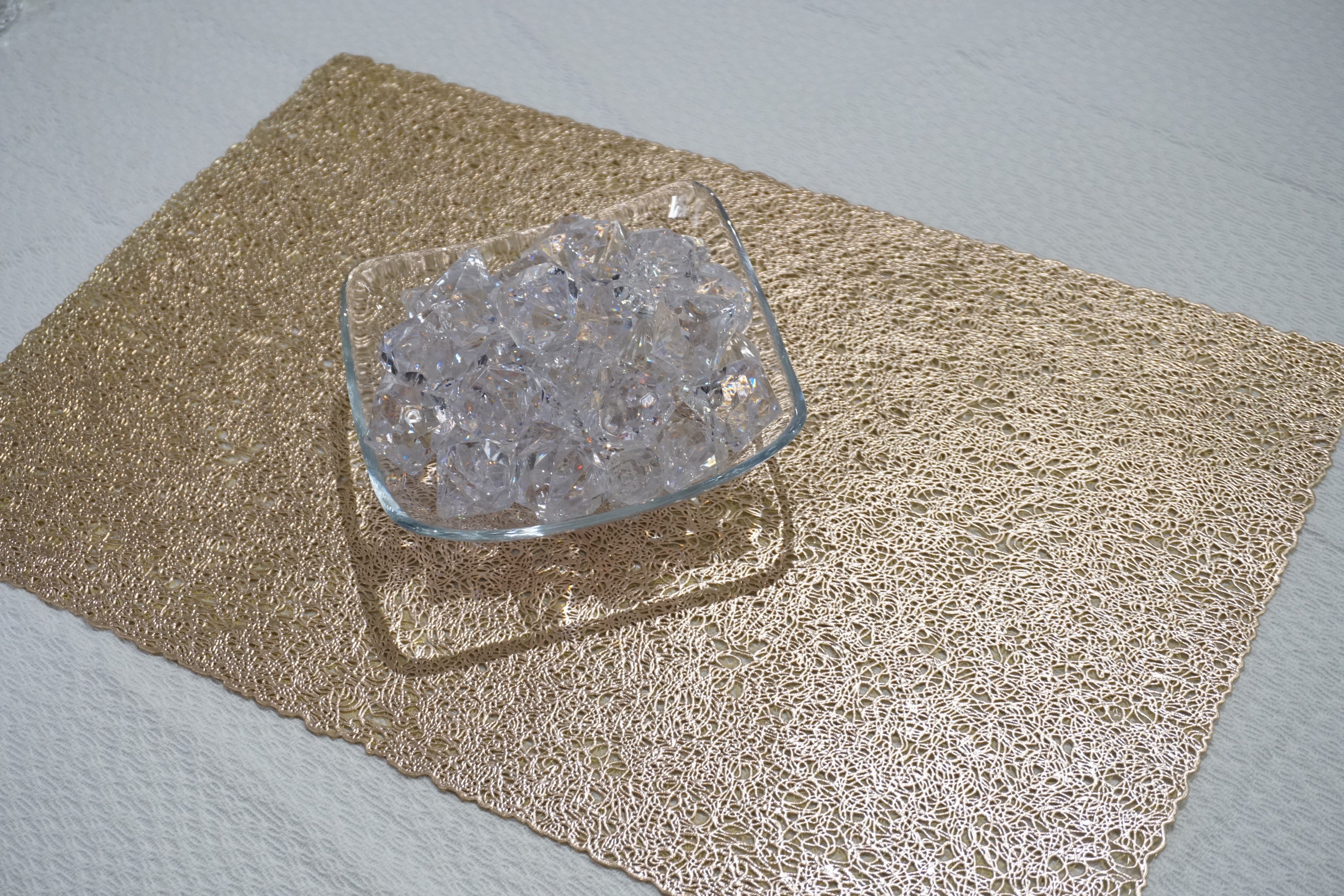Dainty Home Lacey Woven Metallic Lace Crossweave With Metallic Lace Pattern Reversible 12" x 18" Rectangular Placemats
