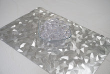 Load image into Gallery viewer, Dainty Home Metallic Leaf Vinyl Leaf Slash Look Textured Reversible 12" x 18" Rectangular Placemats
