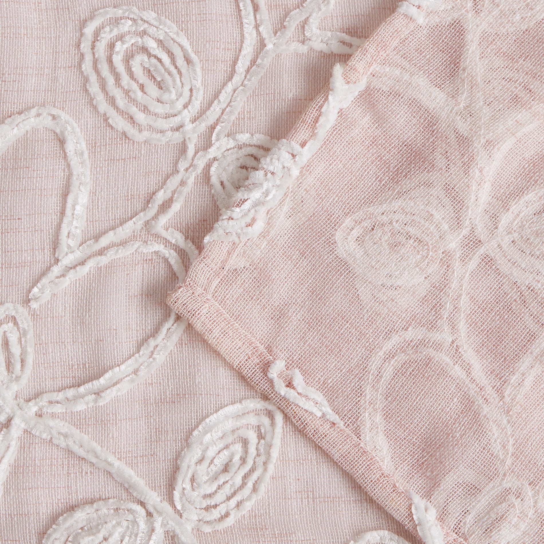 Dainty Home Rita 3D Linen Look Textured Floral 3D Chenille Designed Fabric Shower Curtain