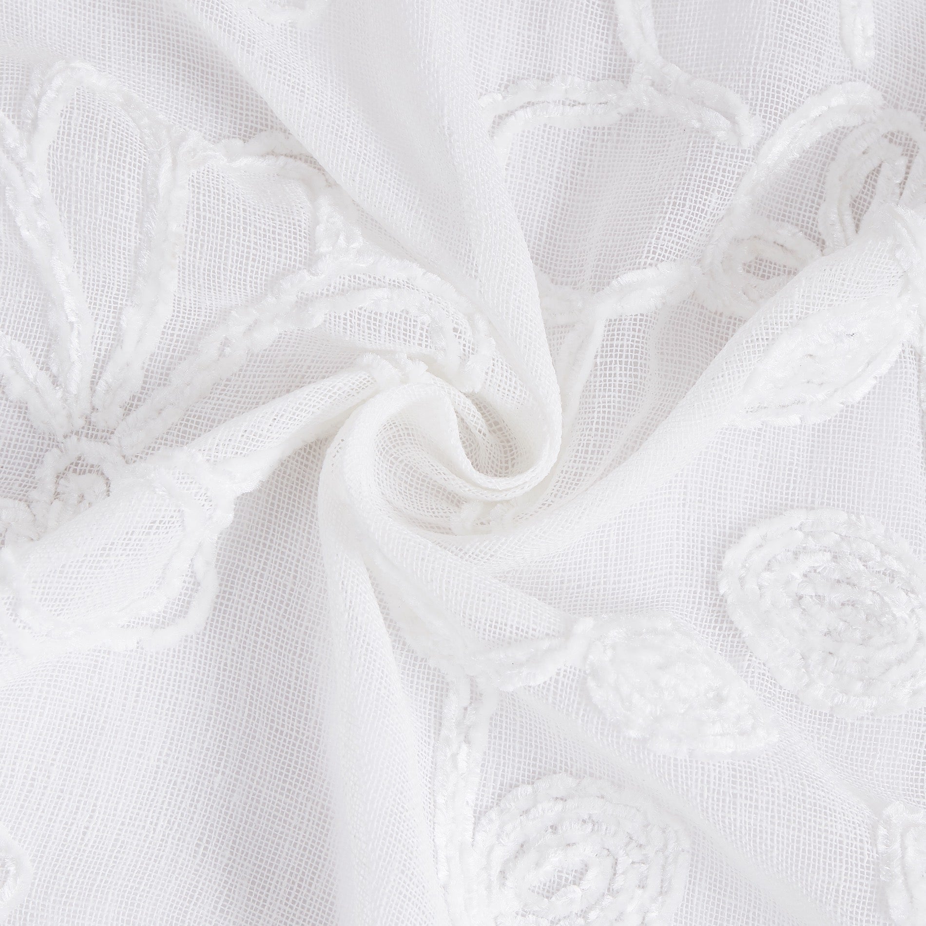 Dainty Home Rita 3D Linen Look Textured Floral 3D Chenille Designed Fabric Shower Curtain