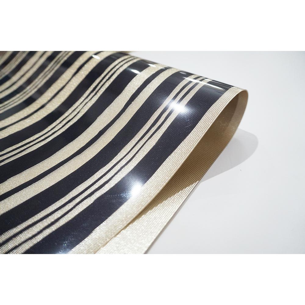 Dainty Home Jagged Black Reversible Metallic Printed Placemats (Set of 4)