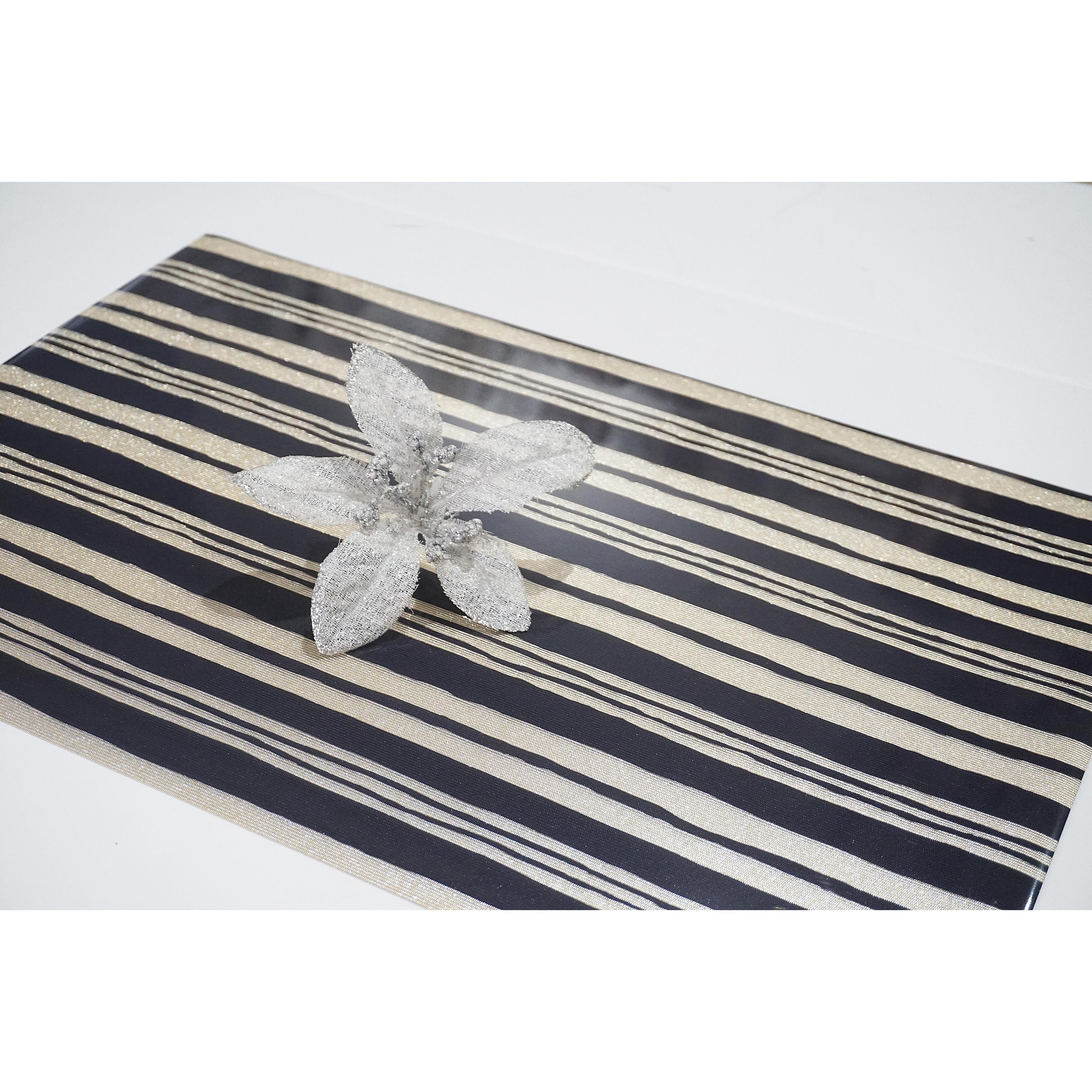 Dainty Home Jagged Black Reversible Metallic Printed Placemats (Set of 4)